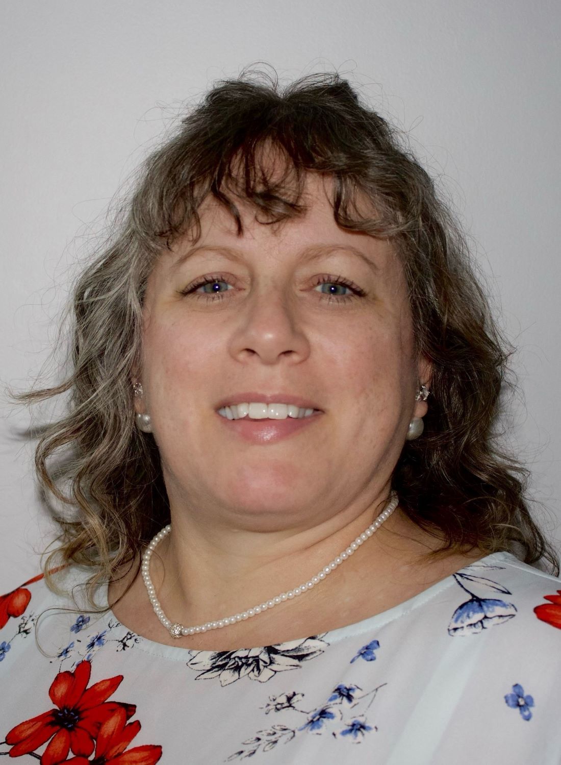 Image of Julia Menard